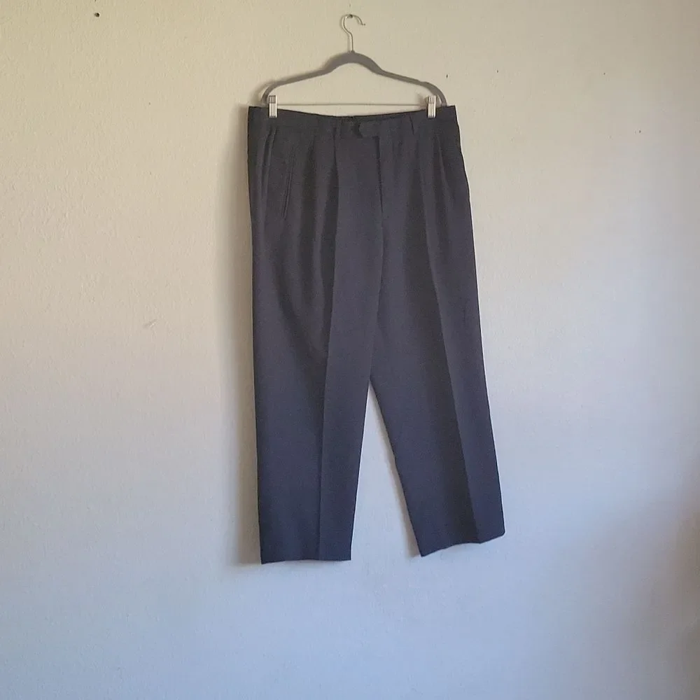 CLAIRBONE 2 pants size 38x30 1 cream 1 navy blue - Picture 5 of 16